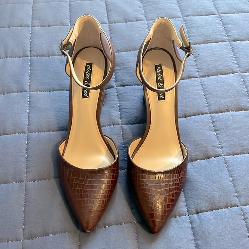 Violet & Red Pointed Toe Wedges - image 1